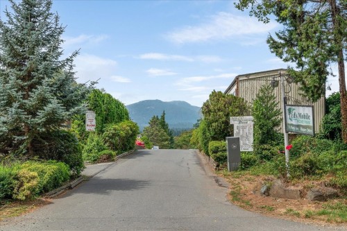 1 Honey Dr, Nanaimo, BC 