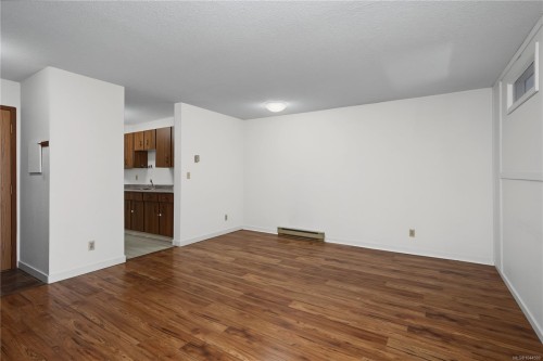 #302-755 Hillside Ave, Victoria, BC - Indoor Photo Showing Other Room