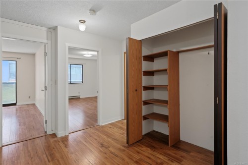 #302-755 Hillside Ave, Victoria, BC - Indoor Photo Showing Other Room