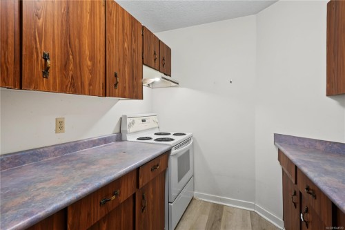 #302-755 Hillside Ave, Victoria, BC - Indoor Photo Showing Kitchen
