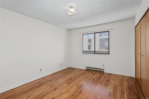 #302-755 Hillside Ave, Victoria, BC - Indoor Photo Showing Other Room