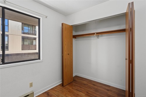 #302-755 Hillside Ave, Victoria, BC - Indoor Photo Showing Other Room
