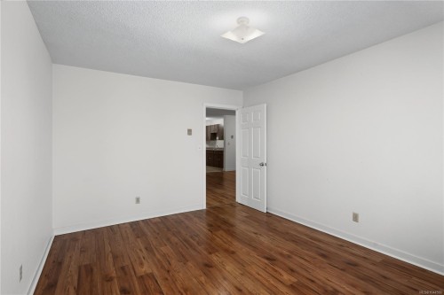 #302-755 Hillside Ave, Victoria, BC - Indoor Photo Showing Other Room