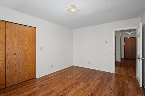 #302-755 Hillside Ave, Victoria, BC - Indoor Photo Showing Other Room
