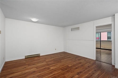 #302-755 Hillside Ave, Victoria, BC - Indoor Photo Showing Other Room