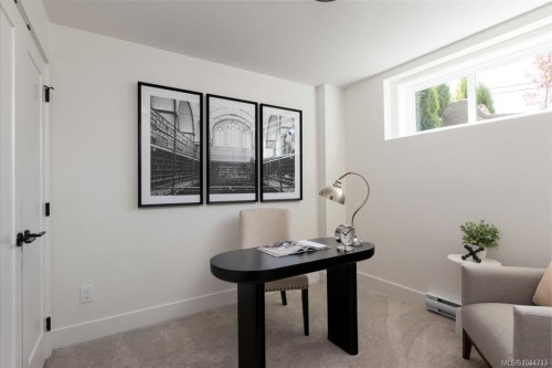 #7-10145 Fifth St, Sidney, BC 