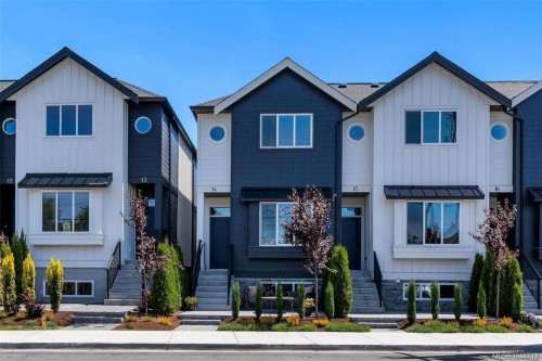 #7-10145 Fifth St, Sidney, BC 