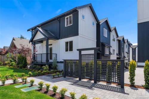 #7-10145 Fifth St, Sidney, BC 
