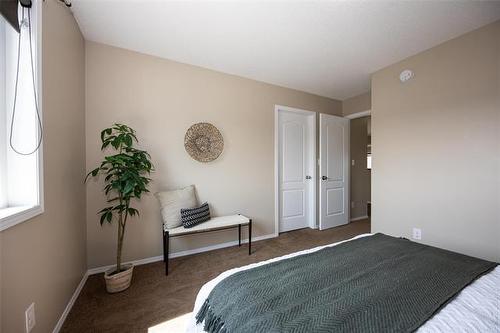 602 Kirkbridge Dr, Winnipeg, MB - Indoor Photo Showing Other Room