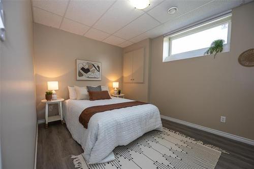 602 Kirkbridge Dr, Winnipeg, MB - Indoor Photo Showing Bedroom