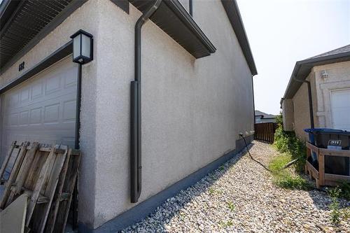 602 Kirkbridge Dr, Winnipeg, MB - Outdoor With Exterior