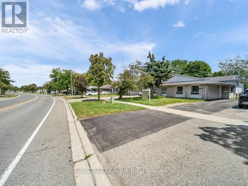 3068 Morning Star Drive, Mississauga, ON - Outdoor