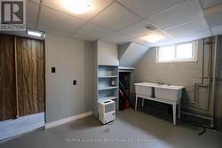 Laundry Room - 