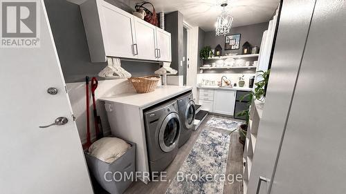 8950 Brown Road, Niagara Falls (Brown), ON - Indoor Photo Showing Laundry Room