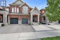 426 BESSBOROUGH DRIVE Milton, ON L9T 8P8
