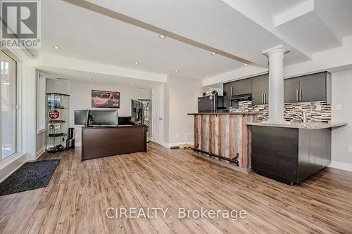 4712 Doug Wright Drive, Burlington, ON - Indoor Photo Showing Other Room