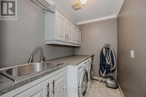 4712 Doug Wright Drive, Burlington, ON - Indoor Photo Showing Laundry Room