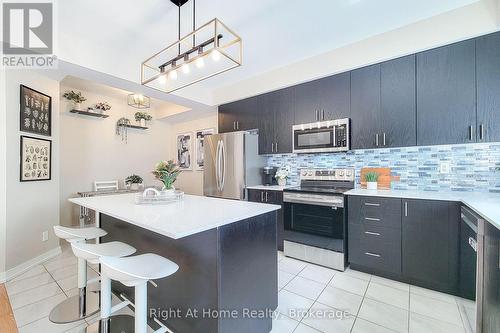 3 Trailside Drive, Haldimand, ON - Indoor Photo Showing Kitchen With Stainless Steel Kitchen With Upgraded Kitchen