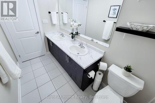 3 Trailside Drive, Haldimand, ON - Indoor Photo Showing Bathroom