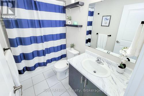 3 Trailside Drive, Haldimand, ON - Indoor Photo Showing Bathroom