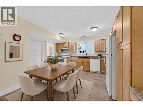 Suite Virtually Staged - 2991 7 Avenue Ne, Salmon Arm, BC - Indoor Photo Showing Dining Room