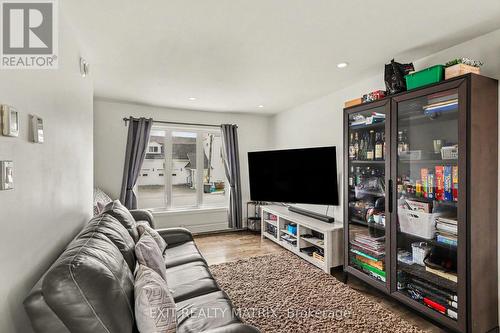 184 Lavergne Street, The Nation, ON - Indoor Photo Showing Living Room