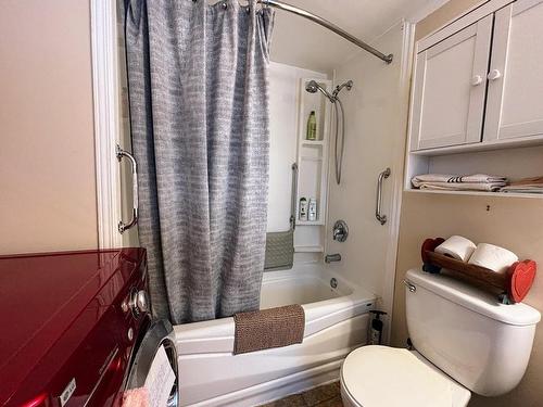 24 Jackson Crescent, Marathon, ON 