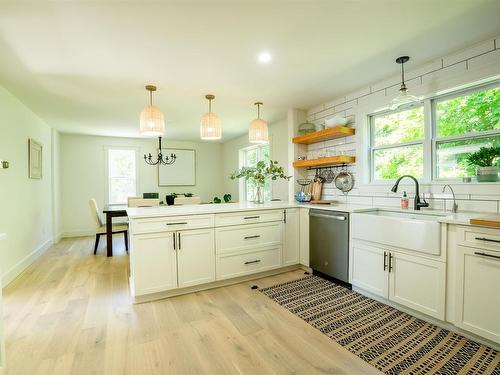 46 Coastal View Lane, Canoe Cove, PE - Indoor Photo Showing Kitchen With Upgraded Kitchen