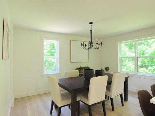 46 Coastal View Lane, Canoe Cove, PE - Indoor Photo Showing Dining Room