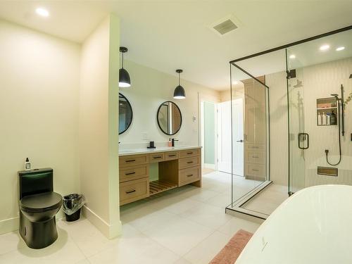46 Coastal View Lane, Canoe Cove, PE - Indoor Photo Showing Bathroom