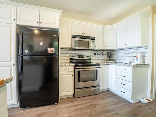 46 Coastal View Lane, Canoe Cove, PE - Indoor Photo Showing Kitchen