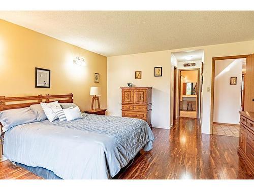 4600 Mapleward Rd., Thunder Bay, ON - Indoor Photo Showing Bedroom