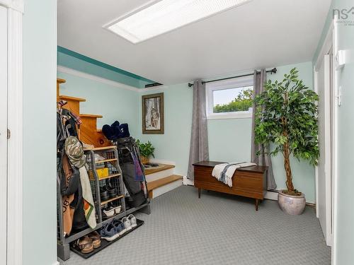 74 Church Street, Florence, NS - Indoor Photo Showing Other Room