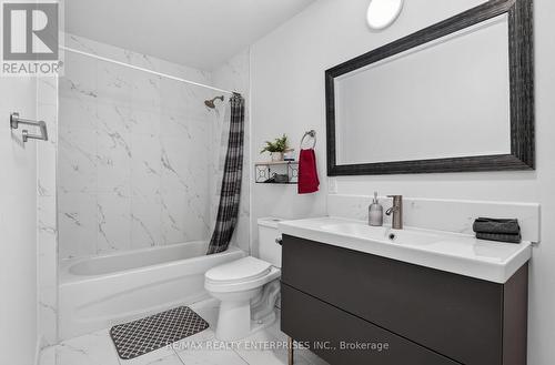 664 King Street, Port Colborne, ON - Indoor Photo Showing Bathroom