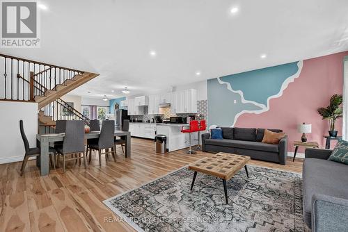 664 King Street, Port Colborne, ON - Indoor Photo Showing Living Room
