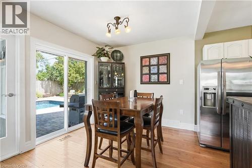 937 Park Avenue W, Burlington, ON - Indoor Photo Showing Dining Room