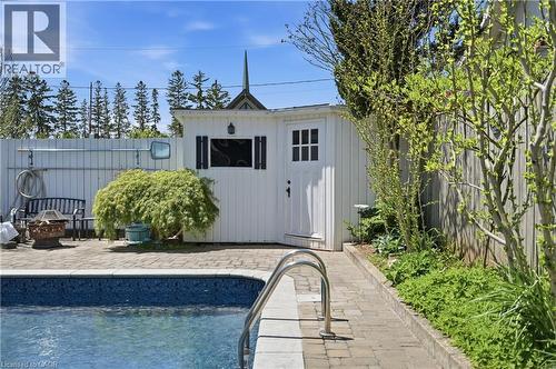 937 Park Avenue W, Burlington, ON - Outdoor With In Ground Pool