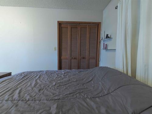 476 Brock Street E, Thunder Bay, ON - Indoor Photo Showing Bedroom
