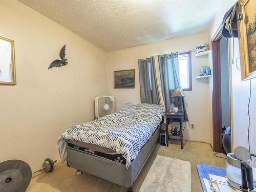 476 Brock Street E, Thunder Bay, ON - Indoor Photo Showing Bedroom