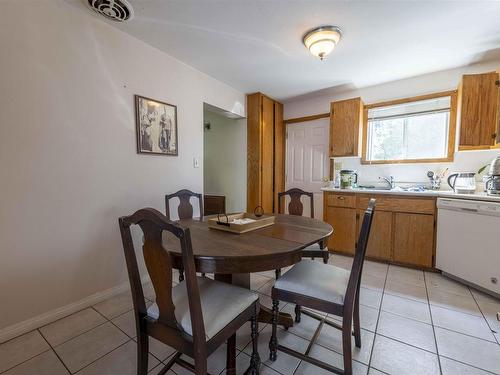 476 Brock Street E, Thunder Bay, ON - Indoor Photo Showing Dining Room
