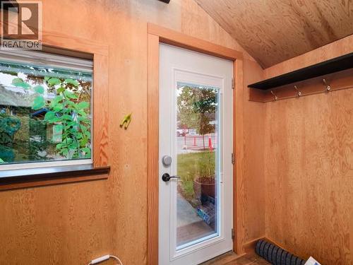 606 Ogilvie Street, Whitehorse, YT - Indoor Photo Showing Other Room