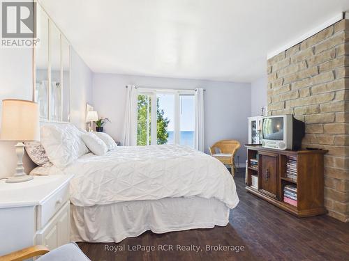 5 Spark Lane, Kincardine, ON - Indoor Photo Showing Bedroom