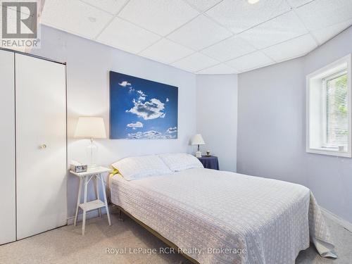 5 Spark Lane, Kincardine, ON - Indoor Photo Showing Bedroom