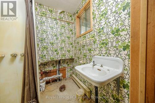 5 Spark Lane, Kincardine, ON - Indoor Photo Showing Bathroom