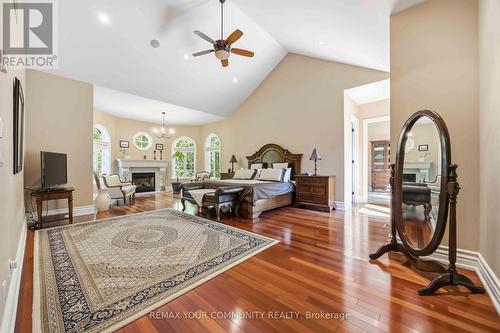 46 Lake Woods Drive, Whitchurch-Stouffville, ON - Indoor With Fireplace