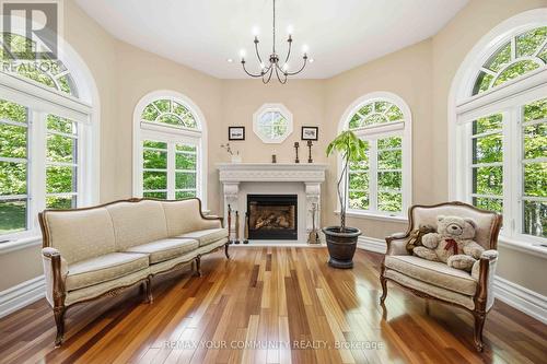 46 Lake Woods Drive, Whitchurch-Stouffville, ON - Indoor Photo Showing Living Room With Fireplace