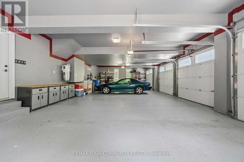 46 Lake Woods Drive, Whitchurch-Stouffville, ON - Indoor Photo Showing Garage