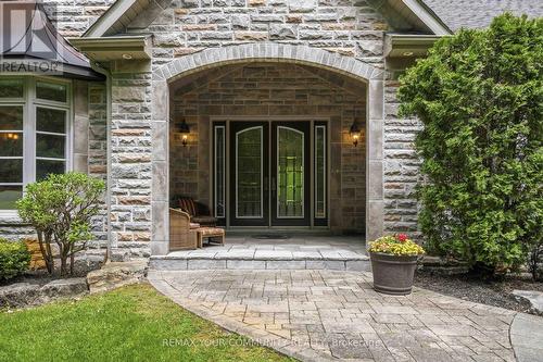 46 Lake Woods Drive, Whitchurch-Stouffville, ON - Outdoor
