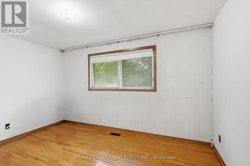 44 Mcdonald Court, Hamilton, ON - Indoor Photo Showing Other Room