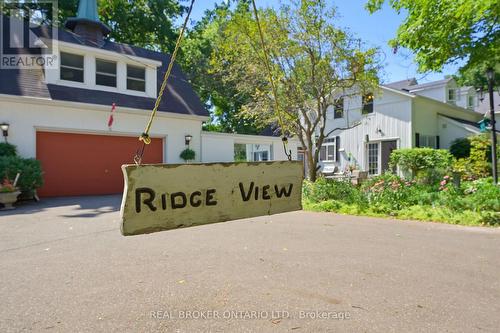 24 Pleasant Ridge Road, Brantford, ON - Outdoor